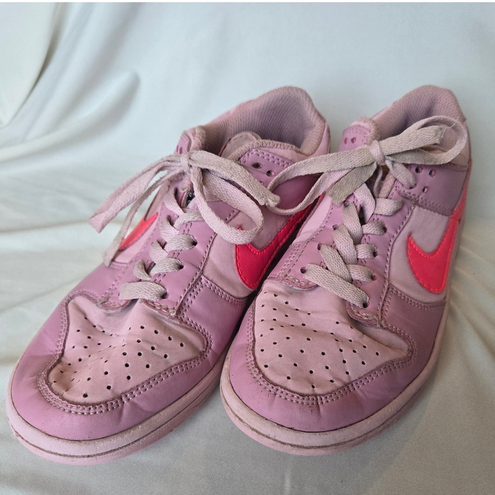Nike Dunk‎ Low Womens 5.5 Pink Red Swoosh Sneakers AS IS